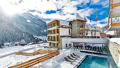 Mountain Spa Residences