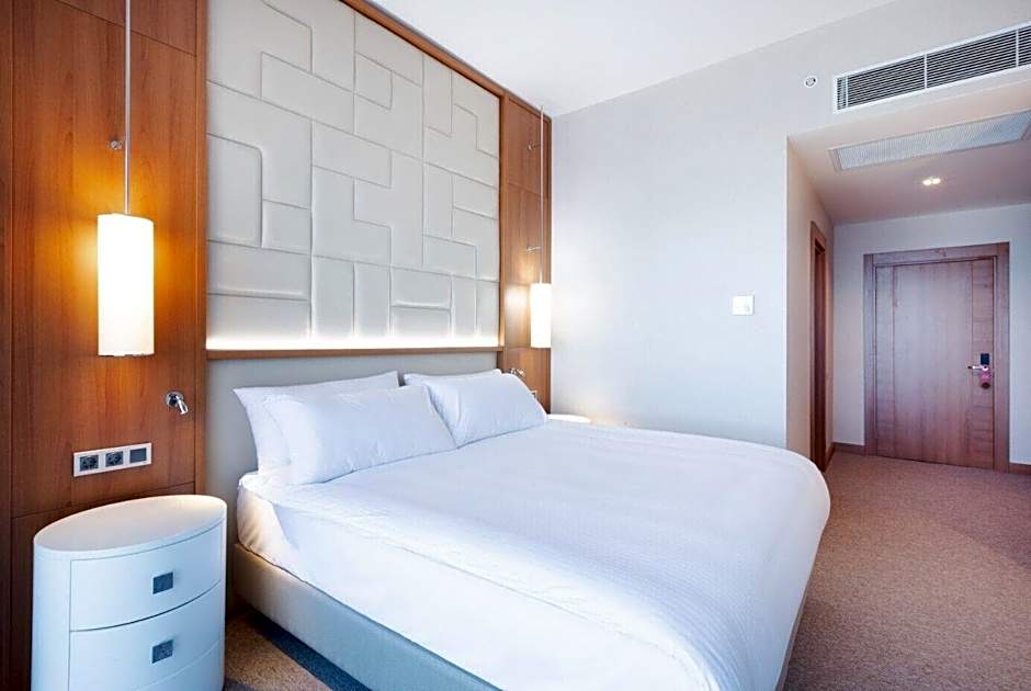 Grand Bellagio Batumi Convention & Casino Hotel