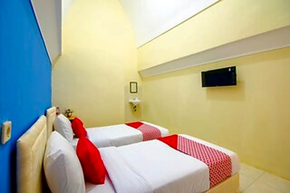 OYO 1643 Grand Monica