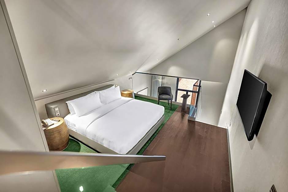 Photo 1 of 6 of Deluxe 1 King Bed Suite