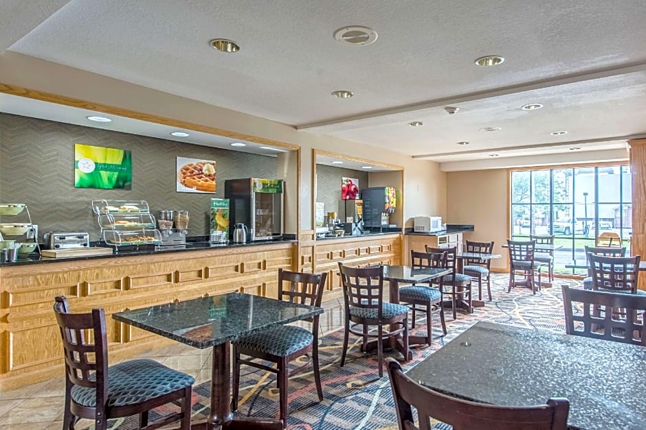 Quality Inn & Suites University Area