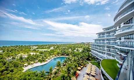 Cam Ranh Riviera Beach Resort and Spa