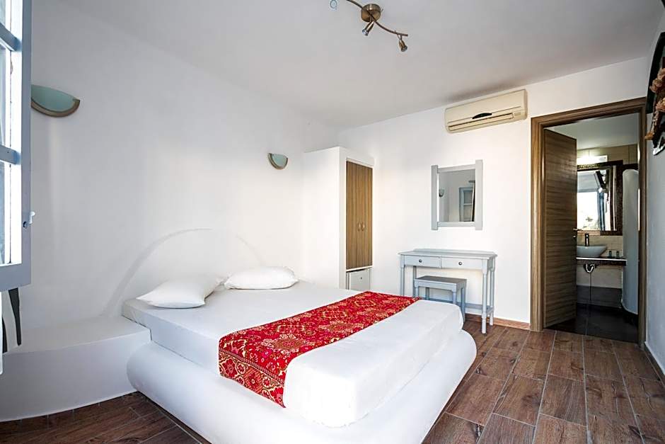 Villa Iliovasilema Santorini