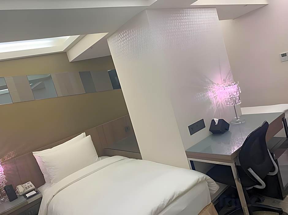 Hotel Bstay - Self Check In