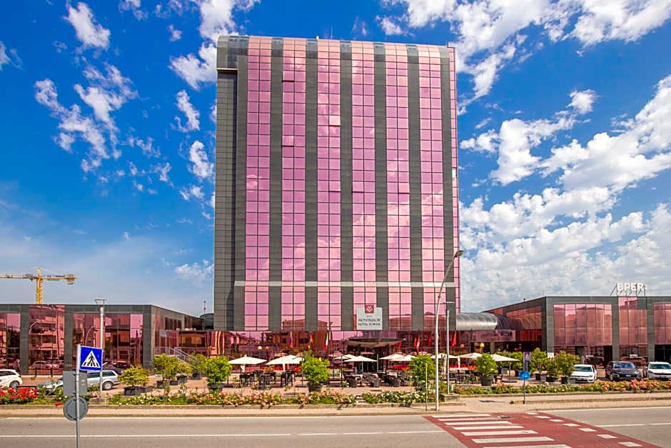 Montresor Hotel Tower