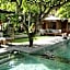 Fourteen Roses Boutique Hotel, Kuta