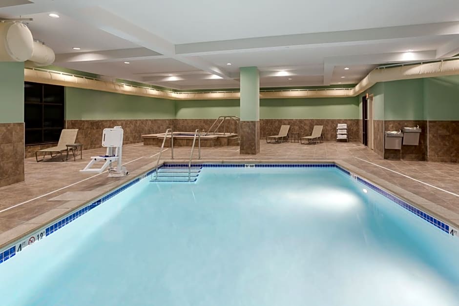 Hampton Inn & Suites West Des Moines Mill Civic