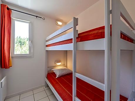 1 bedroom house 6 people
