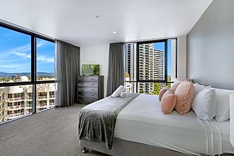 Superior 3 Bedroom 2 Bathroom Ocean Views