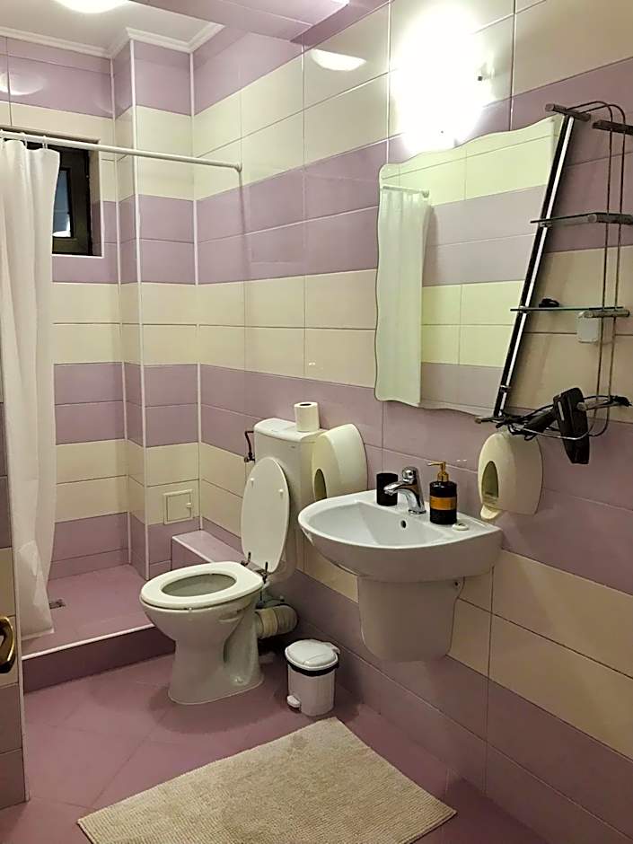 Apartamente 9 - Naomi