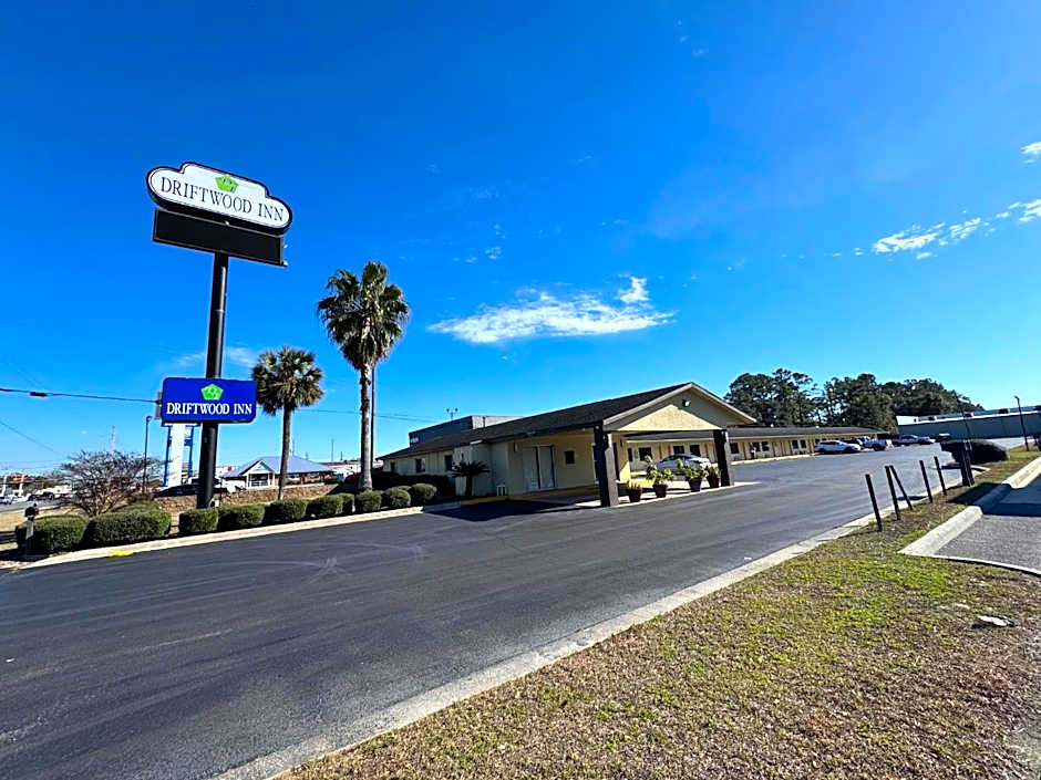 Driftwood Inn - Lake City