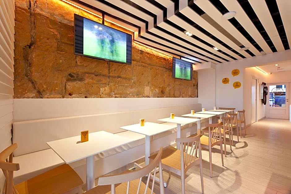 Ryans La Marina