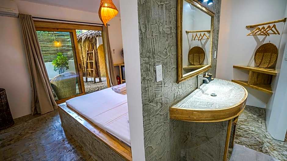 Serenity Hotel