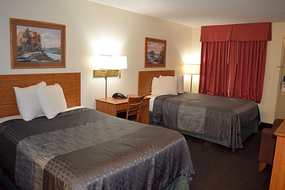 Value Inn - Livonia