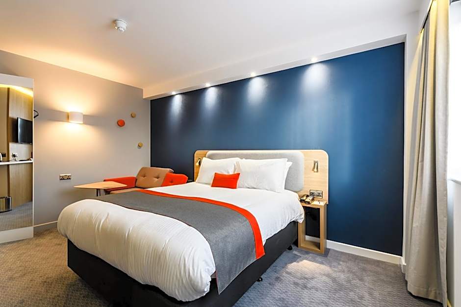 Holiday Inn Express Wigan By IHG