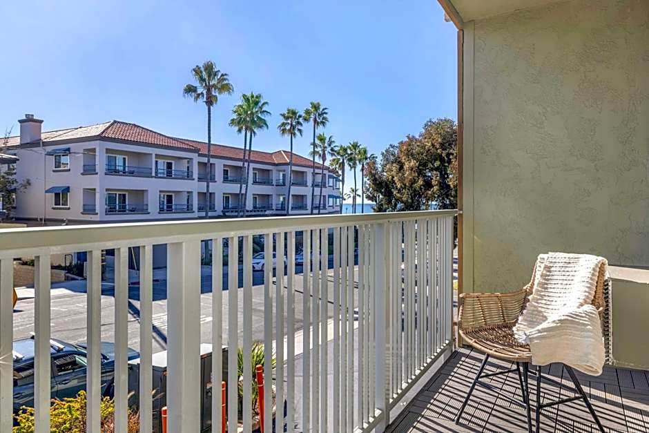 Best Western Plus Beach View Lodge