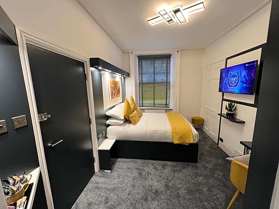 Sun Street Aparthotel