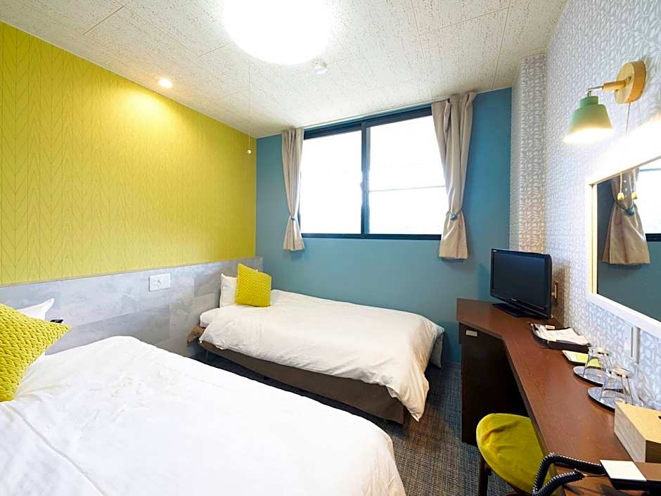 HOTEL VILLAGE