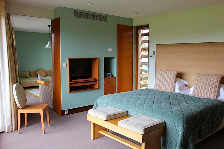 Photo 1 of 5 of Family Suite