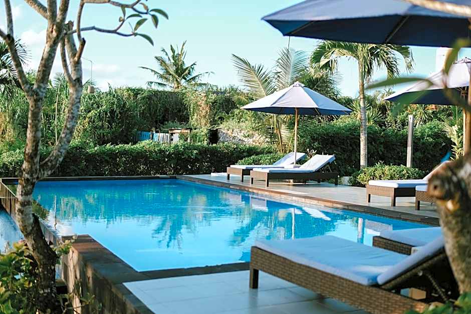 Dini D'Nusa Lembongan