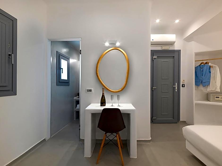 Tatakis Design Hotel, Fira