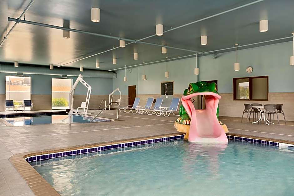 Four Points by Sheraton Fargo Medical Center