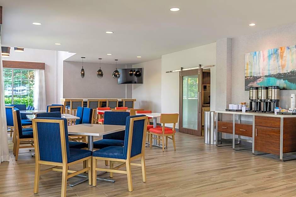Hampton Inn Manchester Downtown