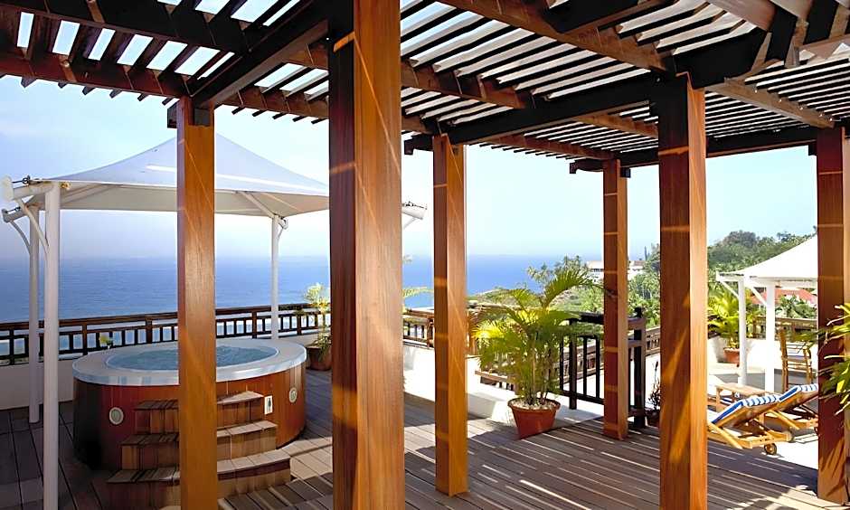 Gokulam Grand Turtle on the Beach Resort and Spa