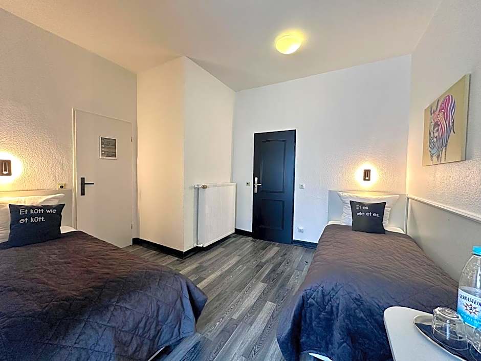 Hotel Alt Deutz City-Messe-Arena KONTAKTLOSER SELF CHECK-IN