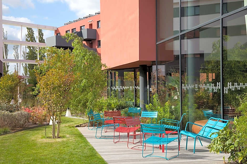 Nomad Paris Roissy CDG