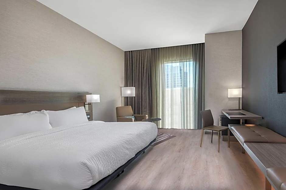 AC Hotel by Marriott Charlotte City Center