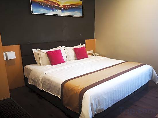 Hotel O Penginapan Melati Tanjung Near Kantor Pengamat Pengairan Tanjung