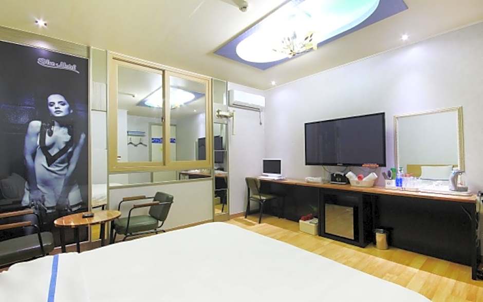 Gwangju Hanam Blue