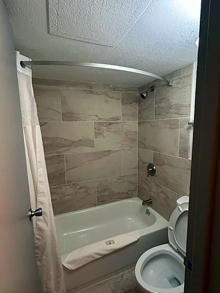 Quality Inn University