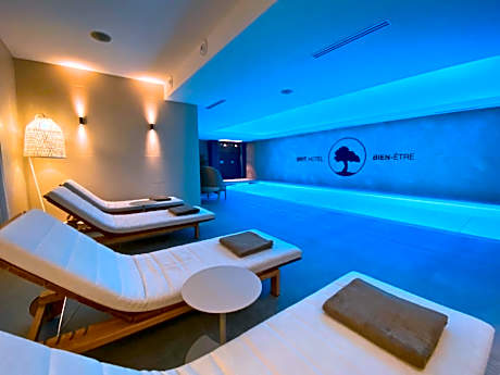 Brit Hotel Du Parc - Fougères