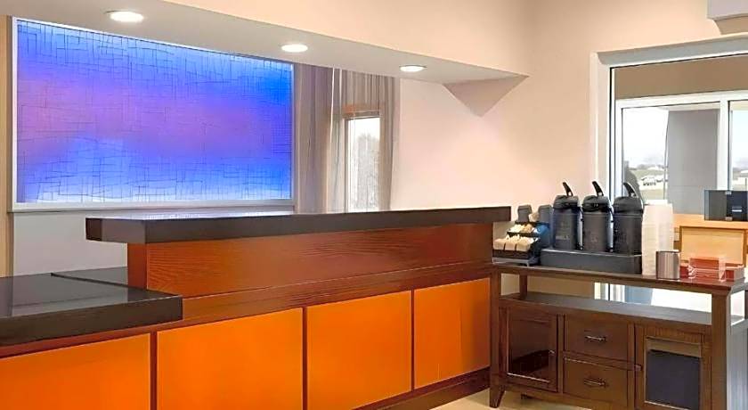 Dubuque Inn and Suites