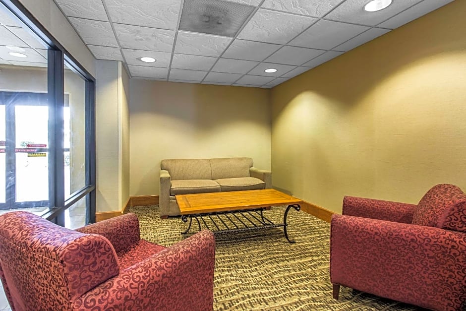 Comfort Inn & Suites Thomson