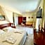 Venardos Hotel