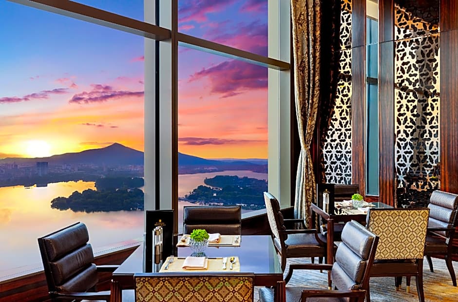 Shangri-La Hotel Nanjing