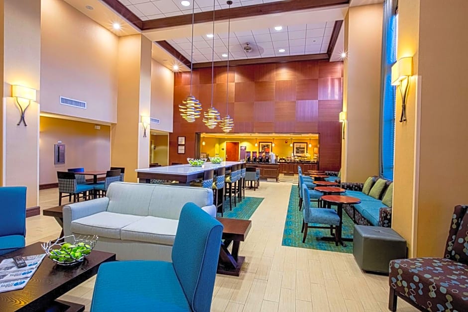 Hampton Inn By Hilton & Suites Sacramento-Elk Grove Laguna I-5