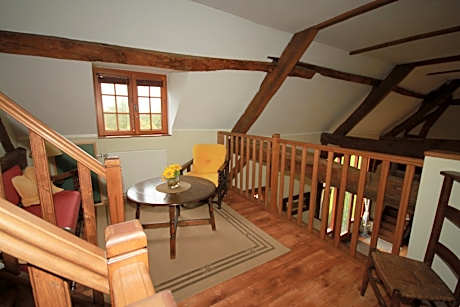 Deluxe Double Room with Shower