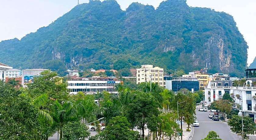 Draha Halong Hotel - Serenity, Charm and Nature - A Vietnamese Favorite