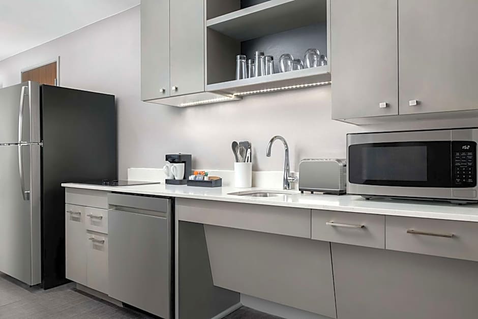 Homewood Suites by Hilton Newport Cincinnati