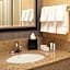 Courtyard By Marriott Detroit Warren