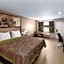 Super 8 by Wyndham Buffalo