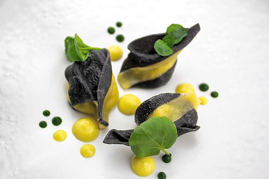 Chateau d'Origny, Chambres d'hotes et Restaurant Gastronomique