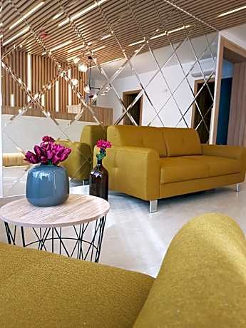 YMY Boutique Residence