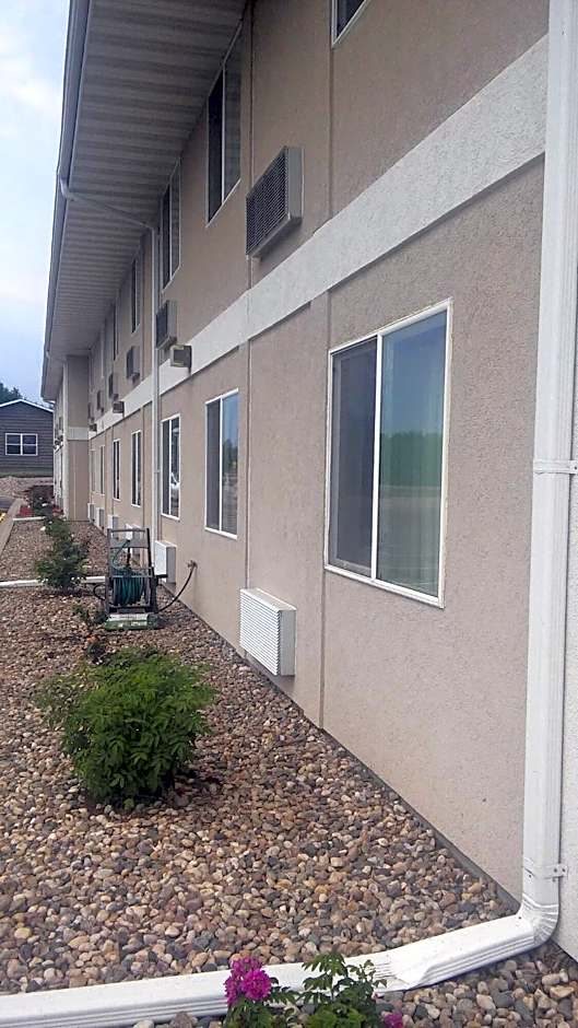 Bilmar Inn & Suites Dell Rapids