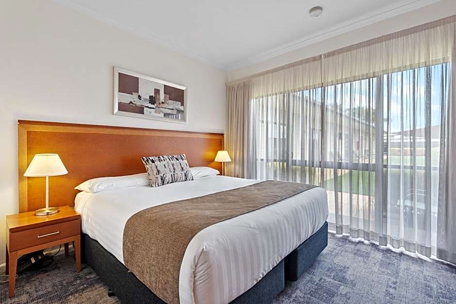 Comfort Inn Deakin Palms