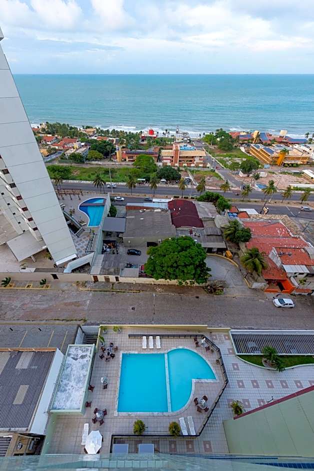 Flat com 2 quartos - Vista Morro do Careca - 250m Mar e Garagem